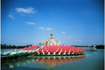 LomoChrome Color ’92 35 mm ISO 400 Color Negative Film (36 Exposures)